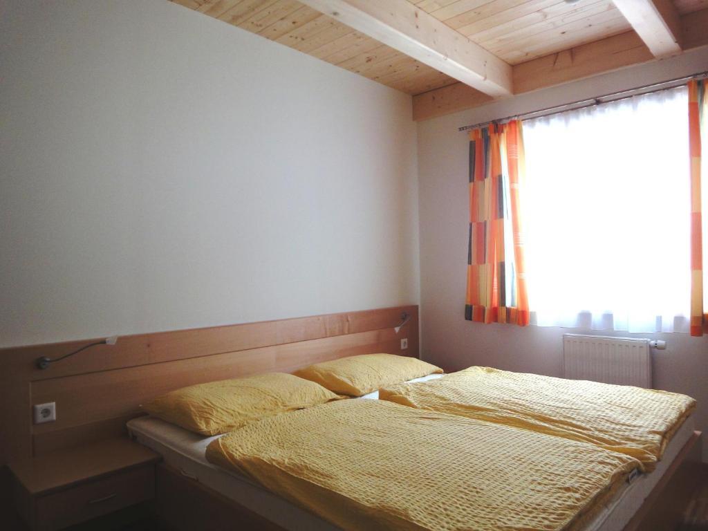 Ferienhof Gindl Und Gaestehaus Gindl Tauplitz Δωμάτιο φωτογραφία